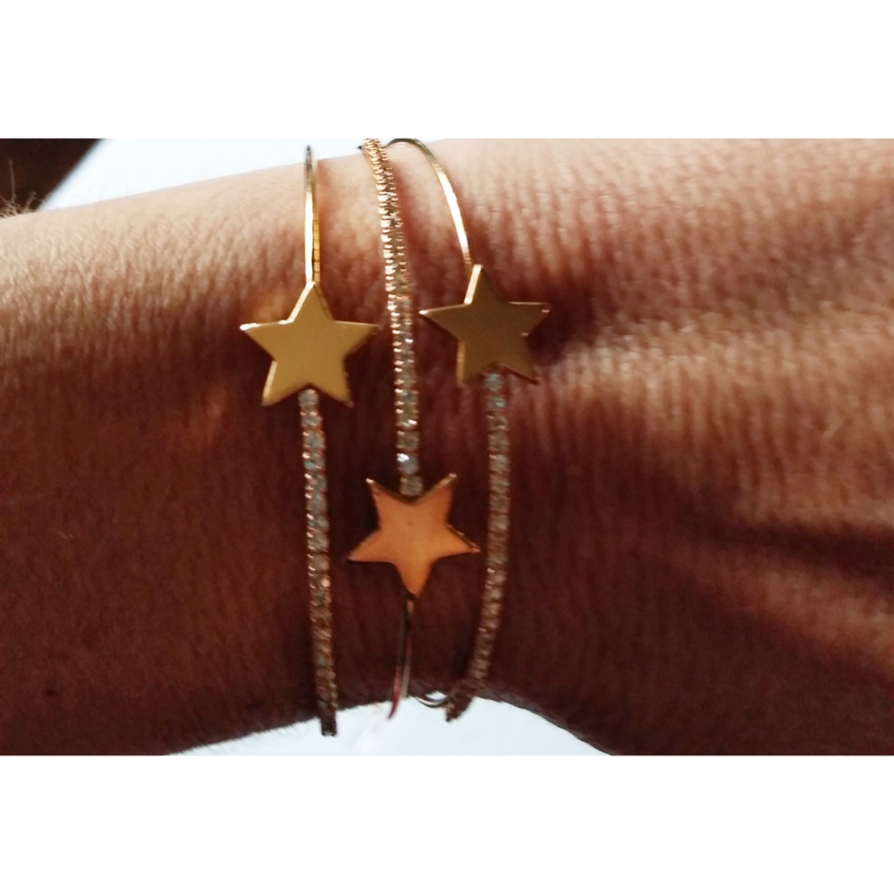 Gold Star Cuff Bracelet 18k Gold Plated - Picture 3 of 3